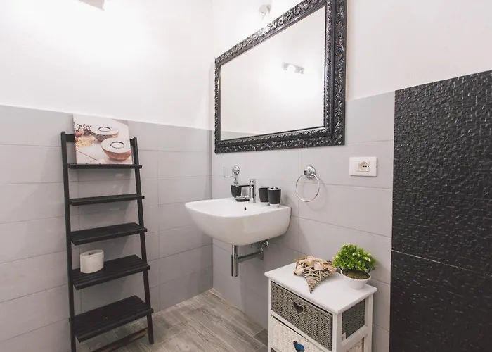 Mito & Mare * Syracuse