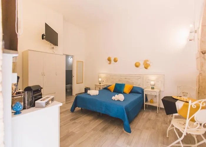 Mito & Mare * Syracuse